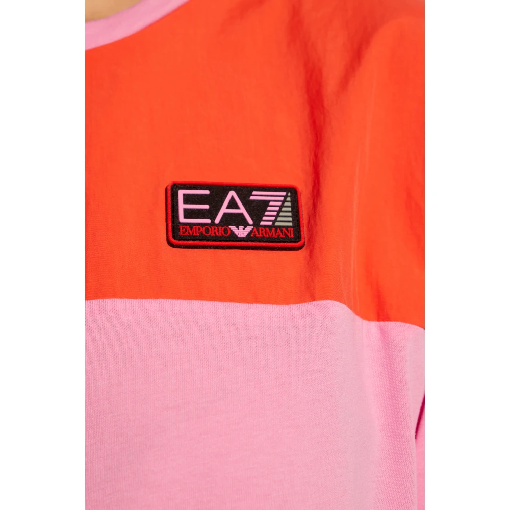 Emporio Armani EA7 T-shirt met logo patch Pink Dames