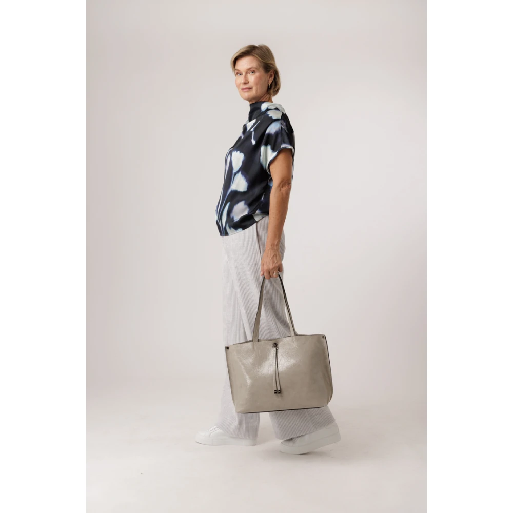 Caroline Biss Gedessineerde blouse met opstaande kraag Multicolor Dames