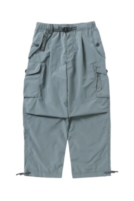 oversized-cargo-pants-ripstop-fabric