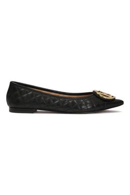 Platta quiltade monogram pumps