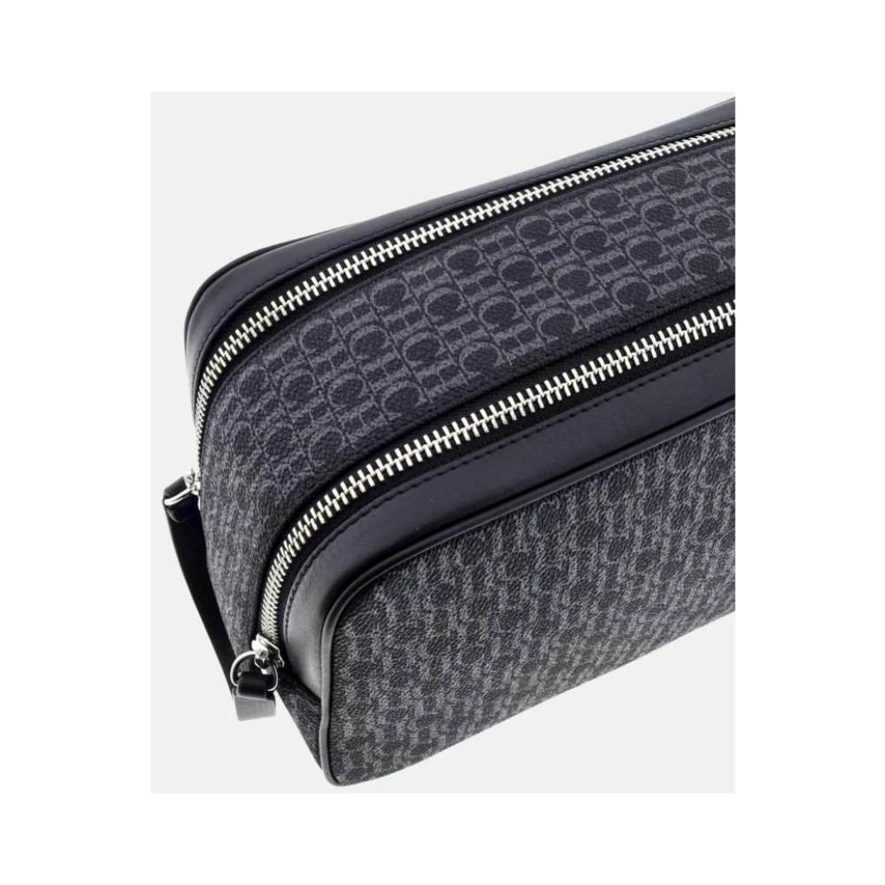 Carolina Herrera City Traveller Toilettas Sequoia Black Dames