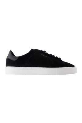 black-leather-sneakers-clean-90