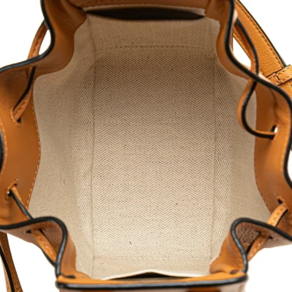 Loewe Pre-owned Leather shoulder-bags Brown Dames