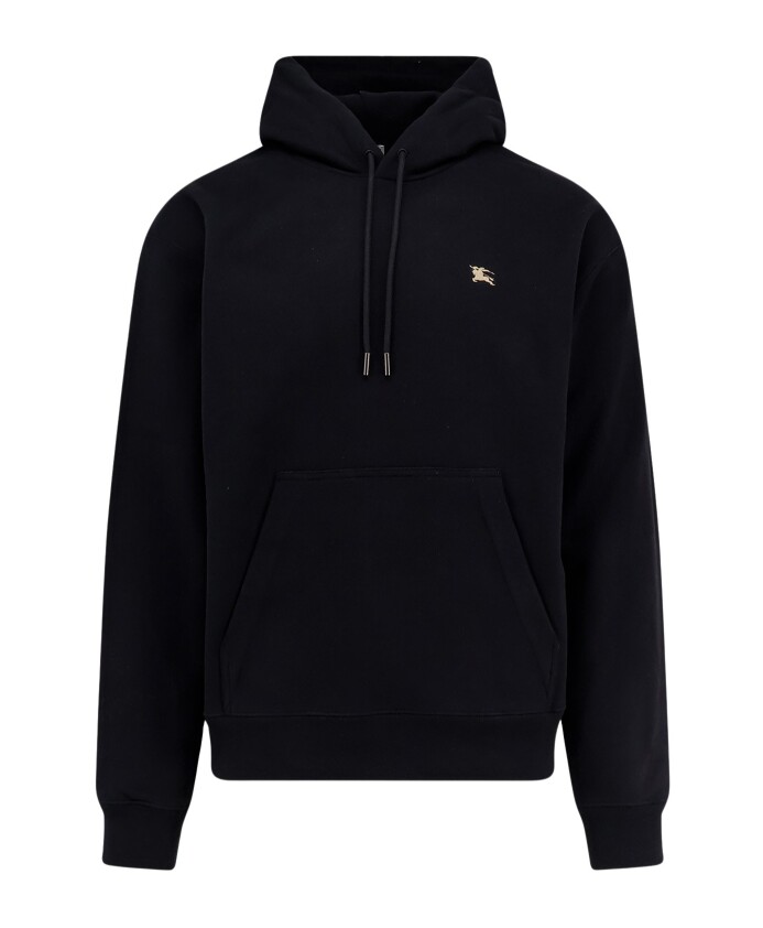 pull-noir-avec-un-design-unique