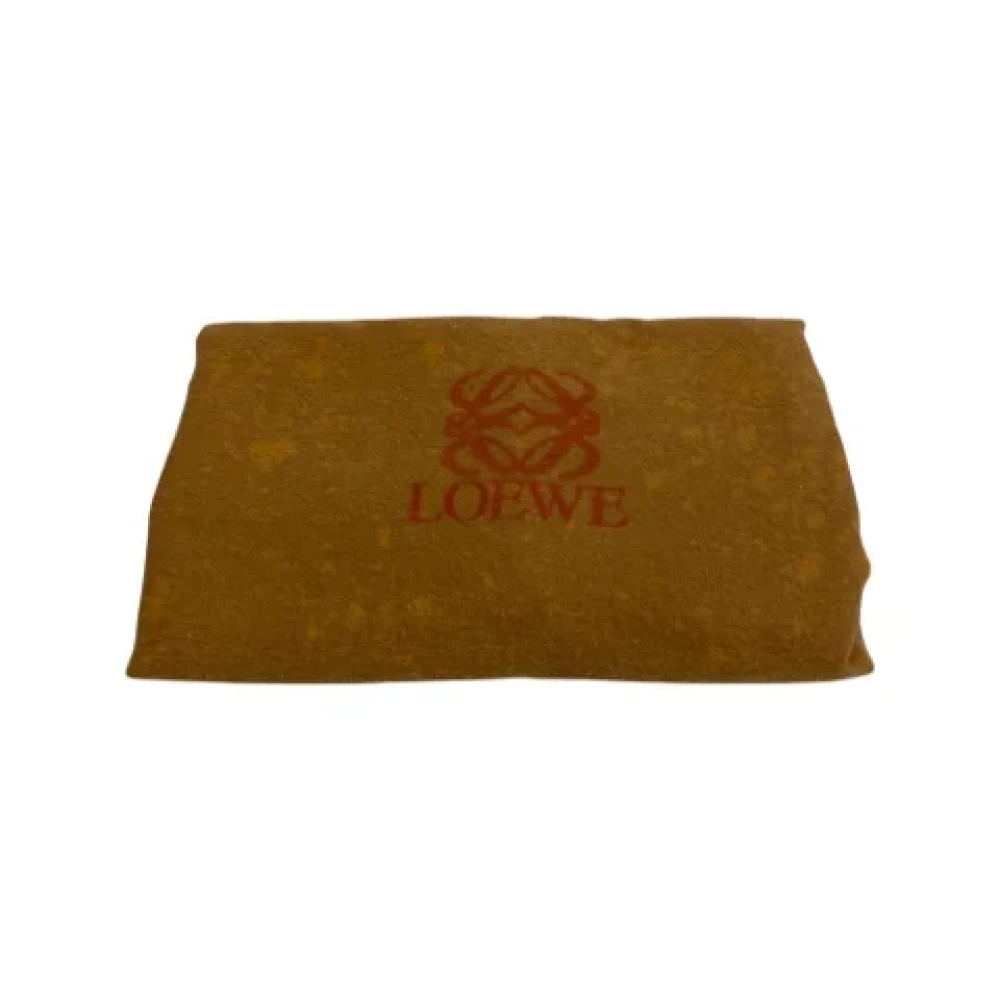 Loewe Pre-owned Fabric handbags Brown Dames