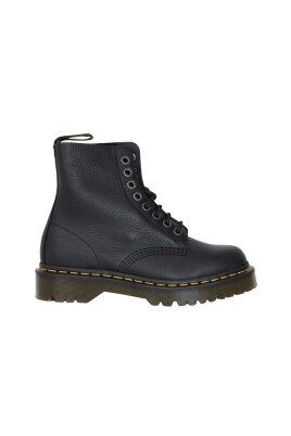 pascal-boots