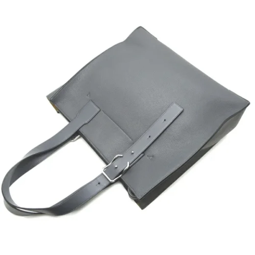 Loewe Pre-owned Leather handbags Gray Dames