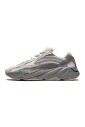 streetwear-sneakers-with-comfortable-fit