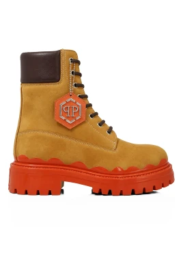 Boots Low Flat