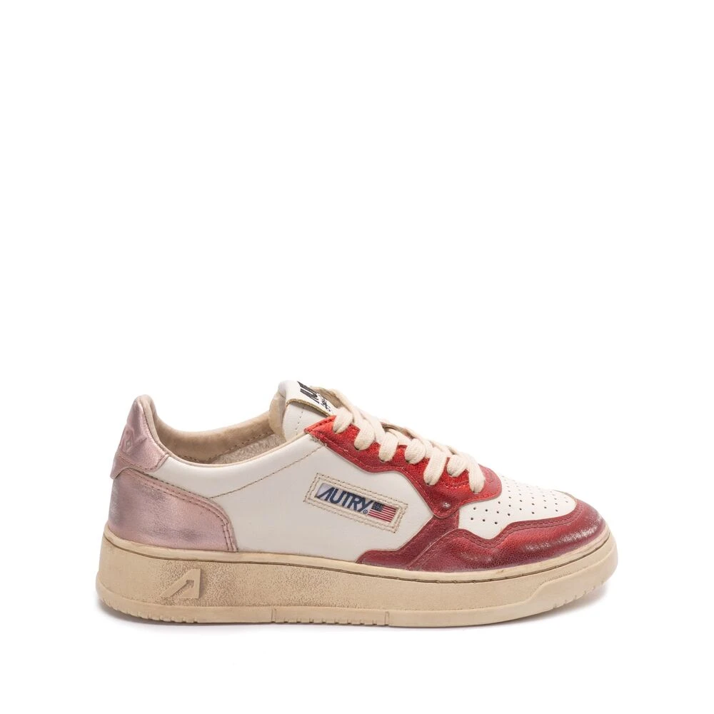 Autry Medalist Low Super Vintage - Female - Sneakers - Pink - 4 Uk - Shoes - Image 1
