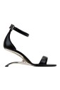 gesp-leren-sandalen
