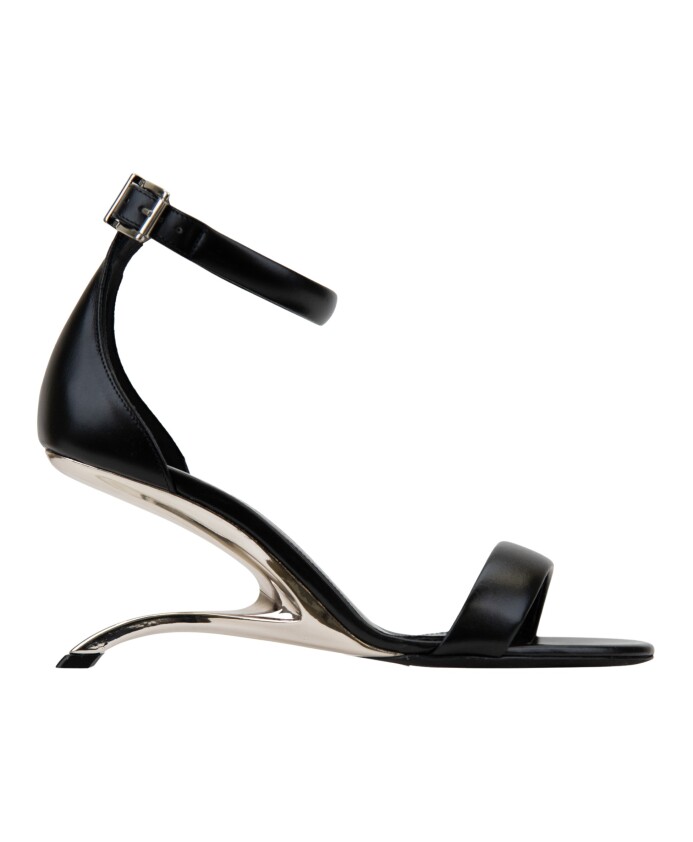 gesp-leren-sandalen