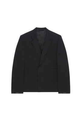 structured-slim-fit-travel-jacket