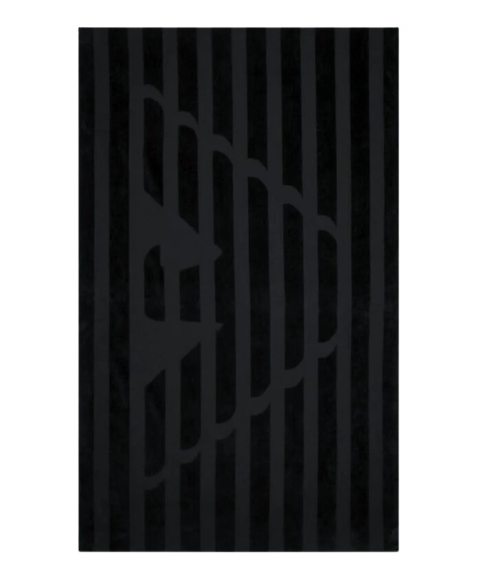 seawear-serviette-noire-avec-aigle-decoratif