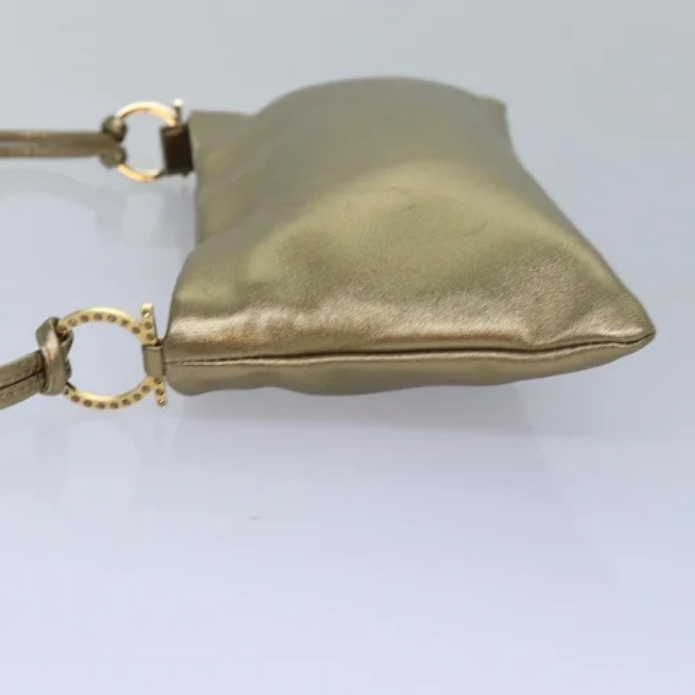 Salvatore Ferragamo Pre-owned Leather shoulder-bags Yellow Dames