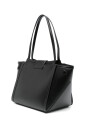 black-magnetic-strap-handbag