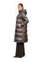 veste-a-capuche-ultralegere-en-nylon-camel