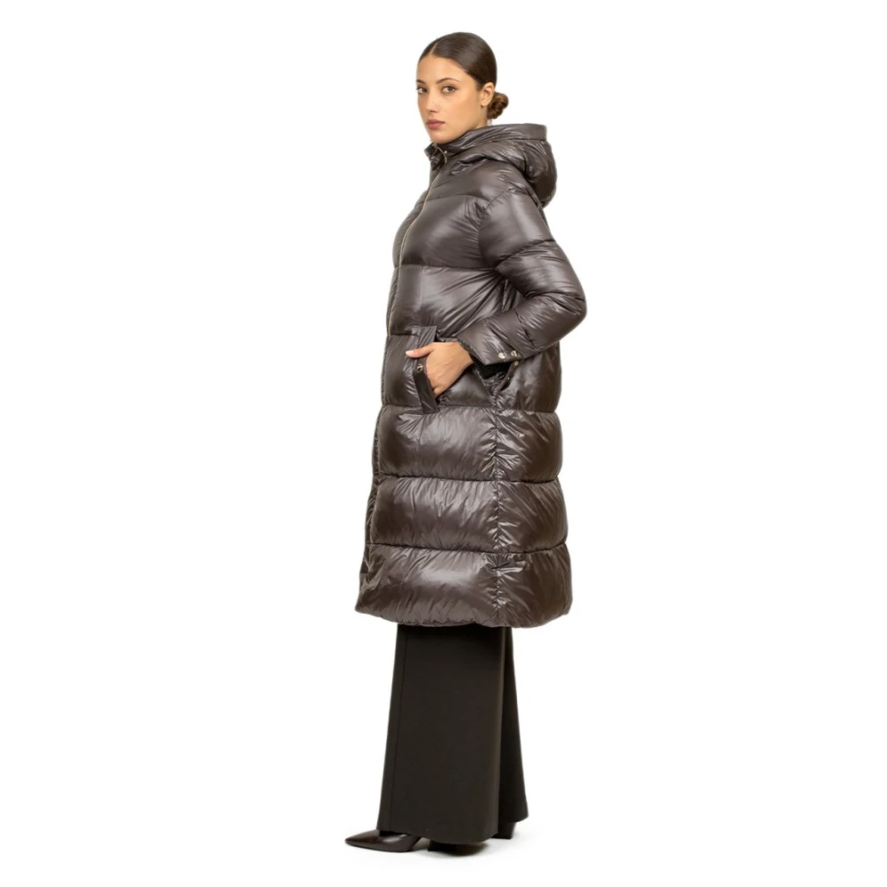 Herno Camel Nylon Ultralichte Jas met Capuchon Brown Dames