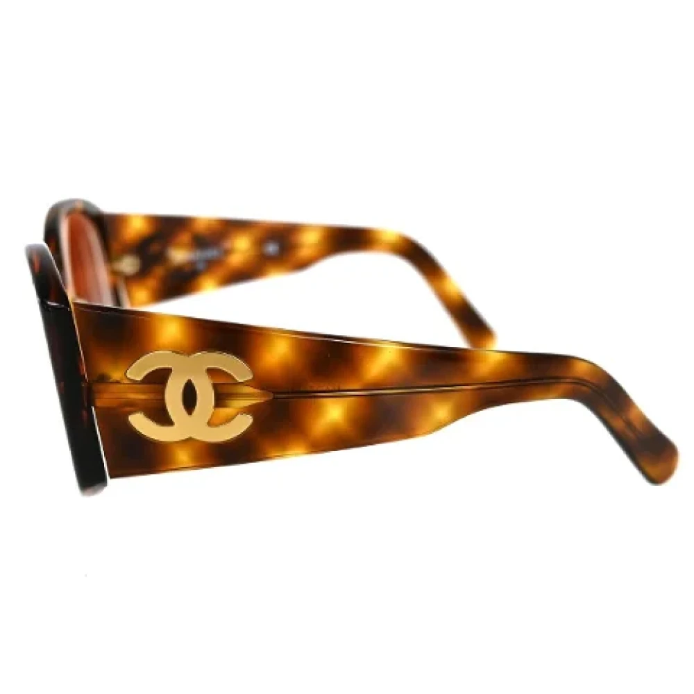 Chanel Vintage Pre-owned Fabric sunglasses Brown Heren