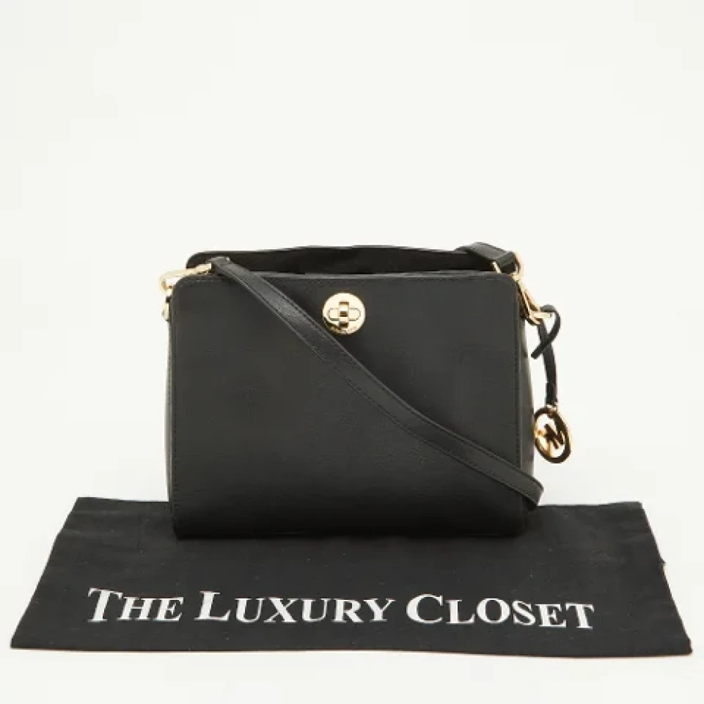 Michael Kors Pre-owned Leather shoulder-bags Black Dames