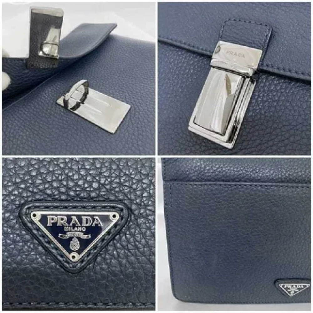 Prada Vintage Pre-owned Leather clutches Blue Heren