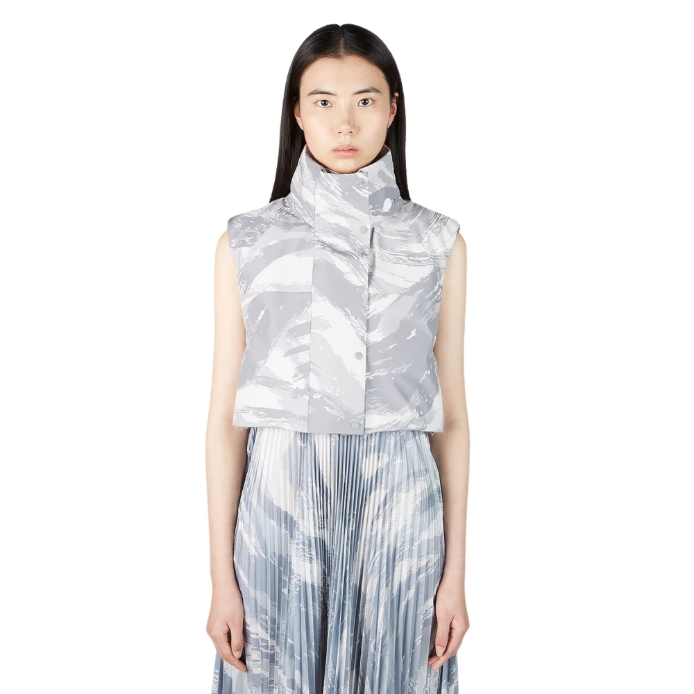 Moncler - Jackets > Vests - Gray - Moncler - Modalova