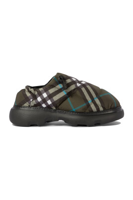 green-loafer-shoes-comfortable-stylish