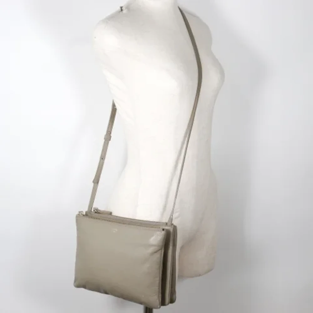 Celine Vintage Pre-owned Leather shoulder-bags Gray Dames