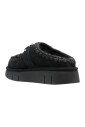 svarta-slip-on-skor-i-farskinn