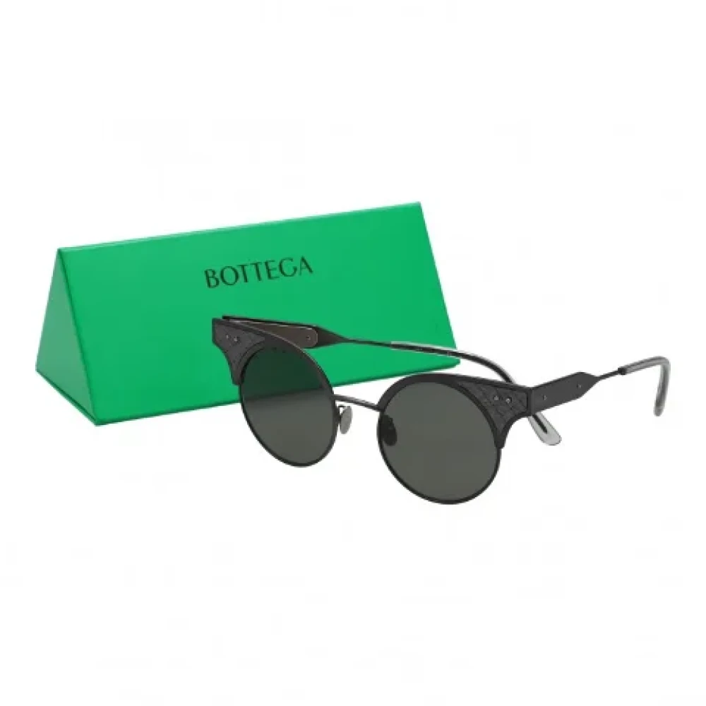 Bottega Veneta Vintage Pre-owned Metal sunglasses Black Dames