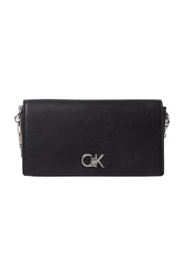black-crossbody-bag-stylish-and-functional