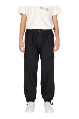 black-cargo-pants-for-men