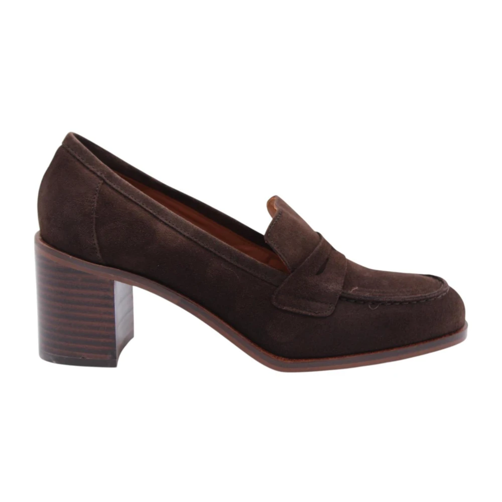 Ctwlk. Women's Brown Katapola Pump For Efficient Water Distribution