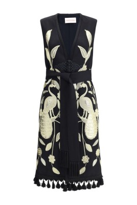 broderad-lang-vast-med-tassel-applikationer