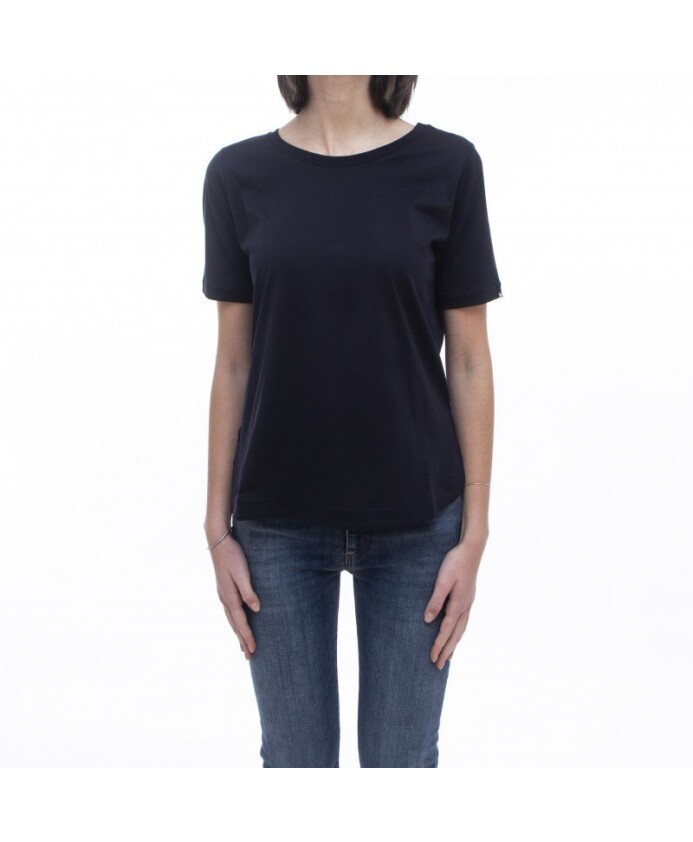 navy-blue-round-neck-t-shirt
