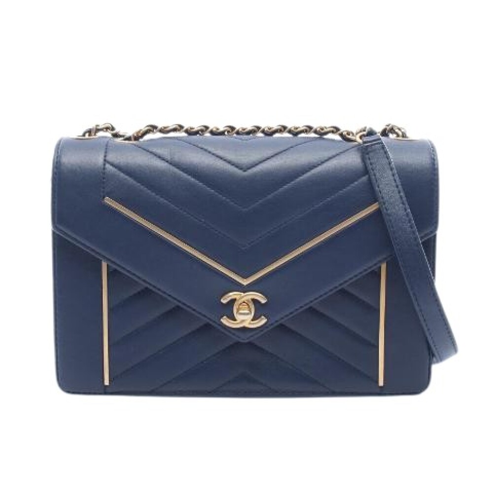 シャネル　ヴィンテージ　コットンbag My First Chanel Bag | Vintage CC Tote Reveal - YouTube
