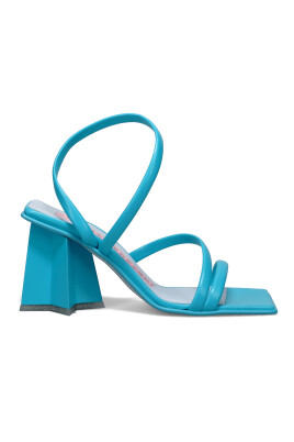 andromeda-sandals
