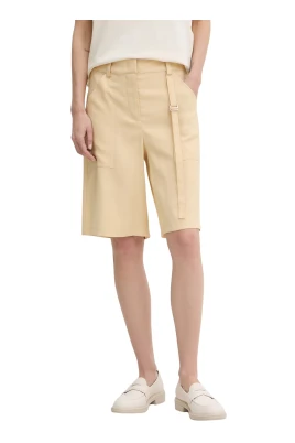 Shorts med bä och fickor