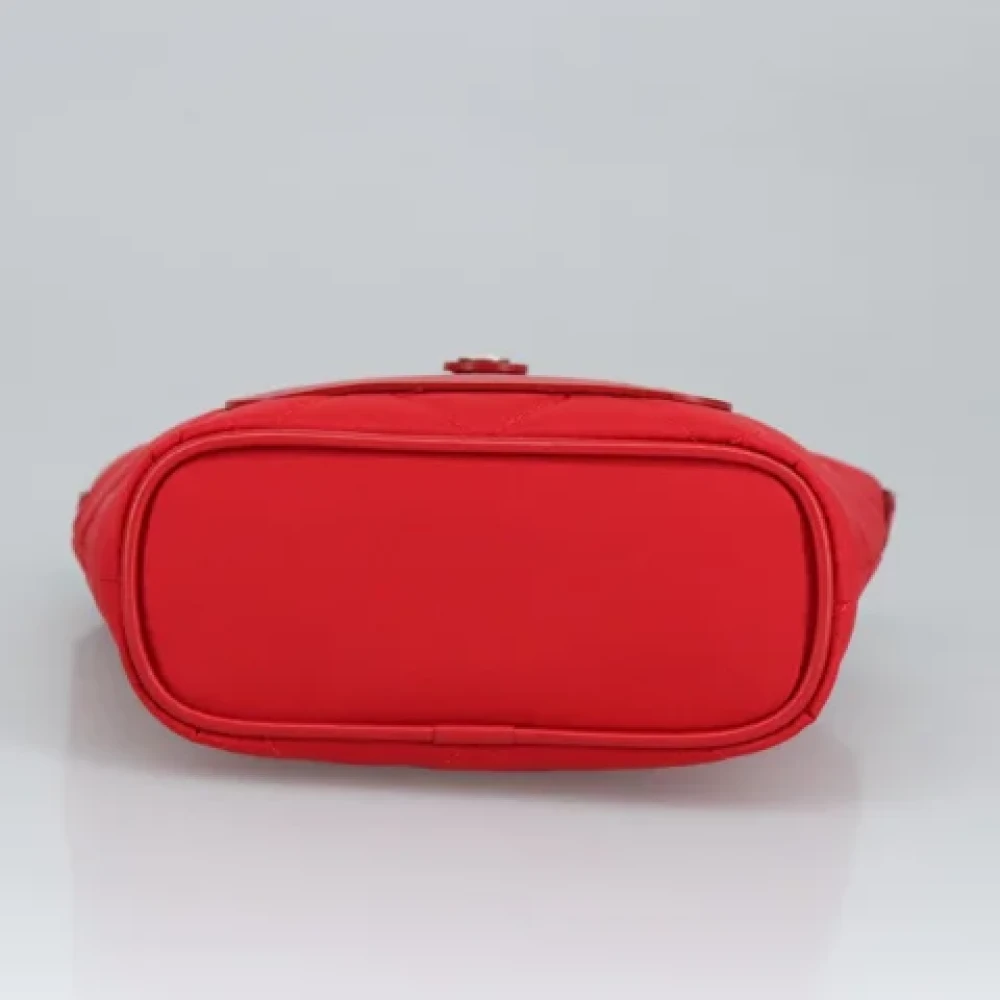 Burberry Vintage Pre-owned Nylon handbags Red Dames
