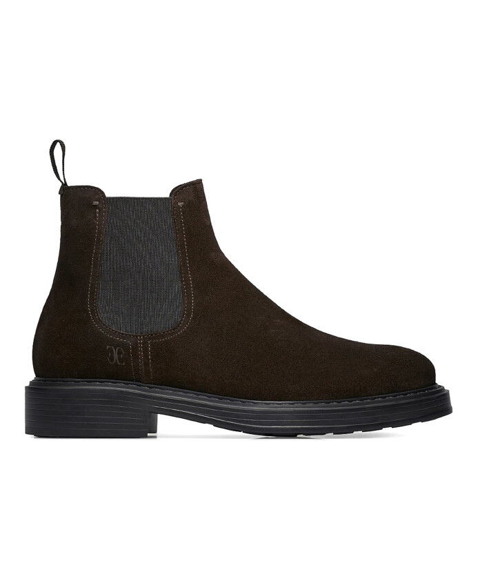 bottes-en-daim-marron-style-chelsea