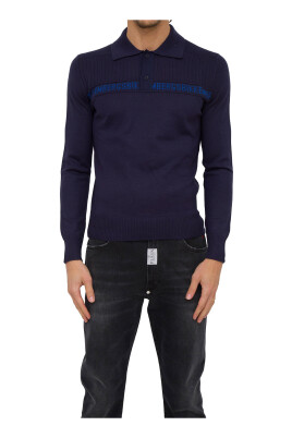 blue-shirt-casual-fashion-style