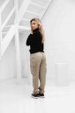 pull-a-col-roule-avec-logo-triangle
