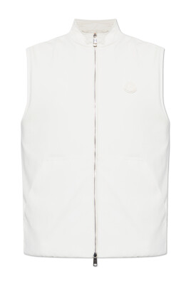 reversible-vest-with-logo-patch