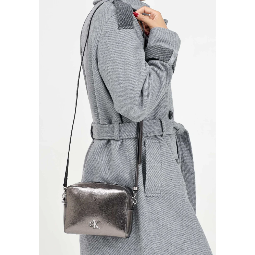 Calvin Klein Grijze Metallic Schoudertas Trendy Design Gray Dames
