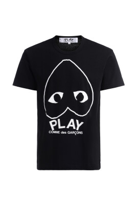 black-t-shirt-with-white-heart