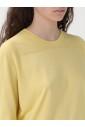pull-col-rond-jaune-design-minimaliste