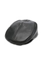 casquette-noire-en-cuir-avec-details-cousus