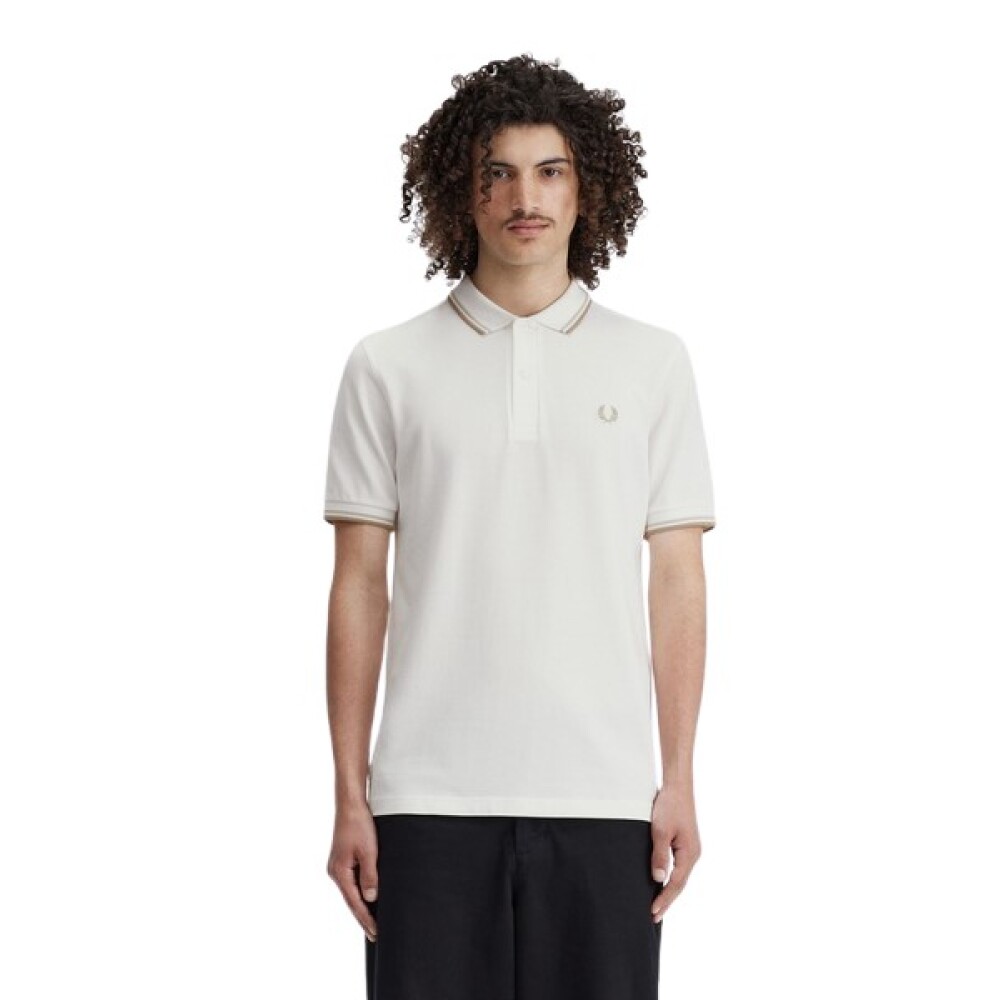 Polo bianca hotsell fred perry