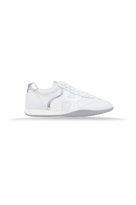 baskets-en-cuir-a-lacets-pour-femme