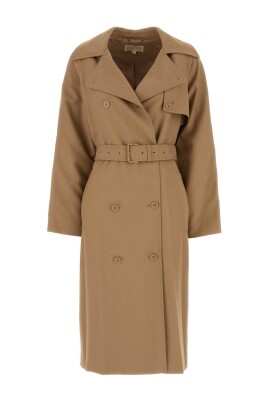 stilig-kamel-trenchcoat
